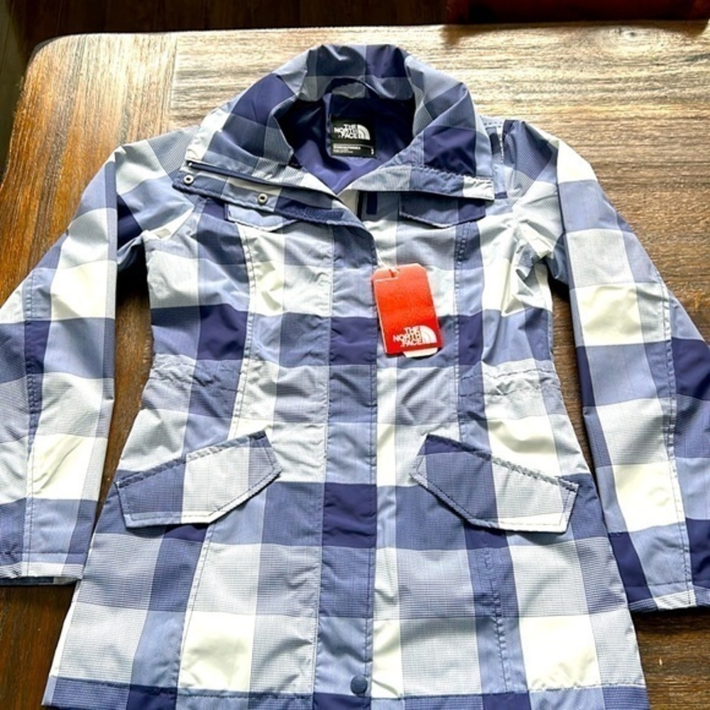 NWT the north face Romero blue buffalo plaid womens jacket size small